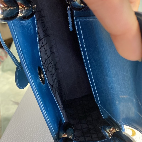 Christian Dior Maris Pearl Logo Patent Leather Handbag - Picture 10 of 17